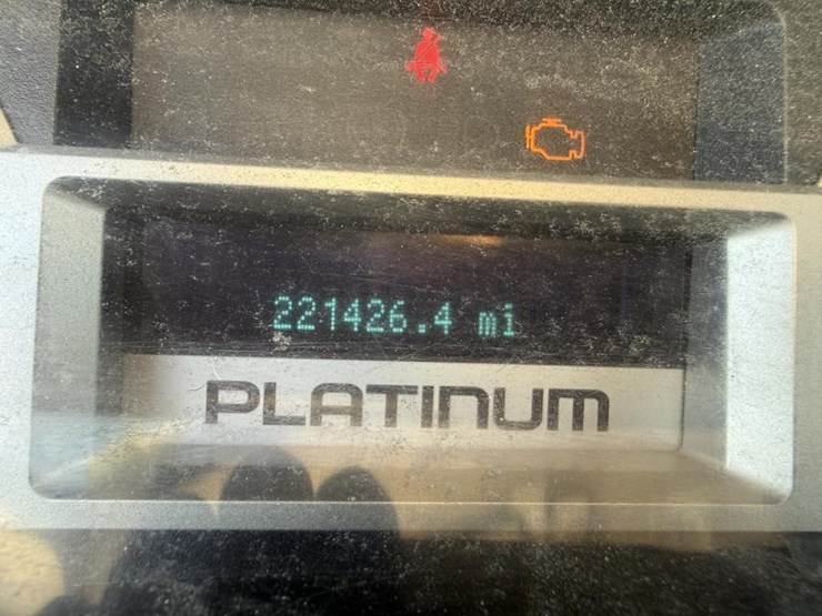 2010-ford-f150-platinum-image-46