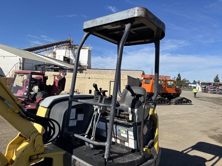 2003-kobelco-sk45sr-image-26
