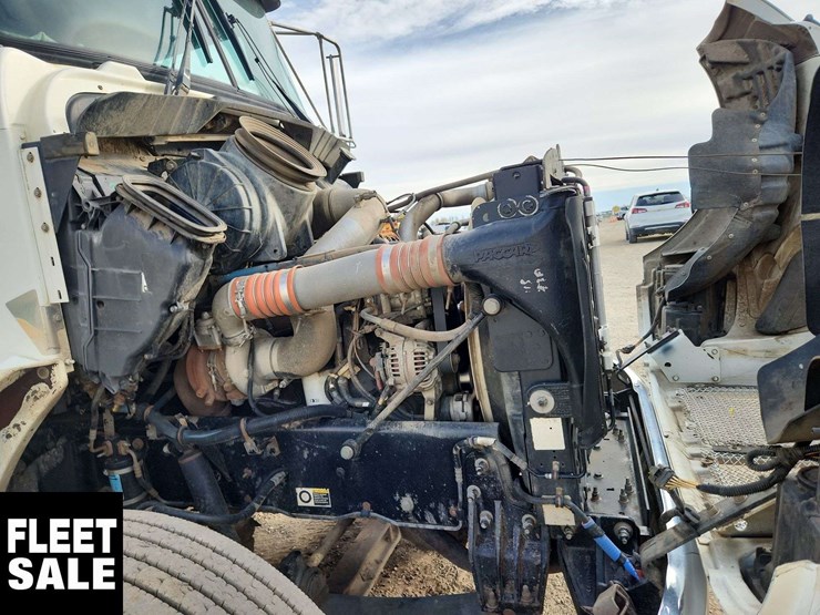 2015-kenworth-t370-image-26