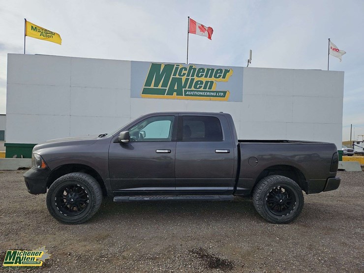 2017-dodge-1500-image-5