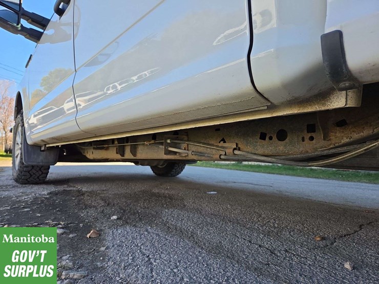 2017-ford-f150-image-9