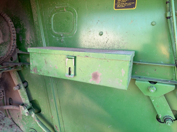1981-john-deere-7720-image-48
