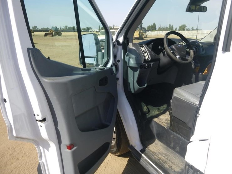 2018-ford-transit-image-7