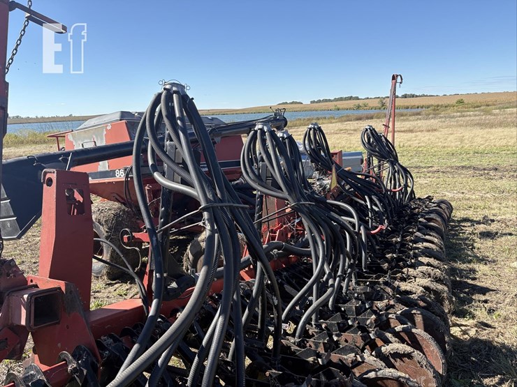 case-ih-8600-image-11
