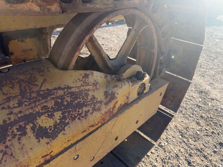 caterpillar-d4-image-17