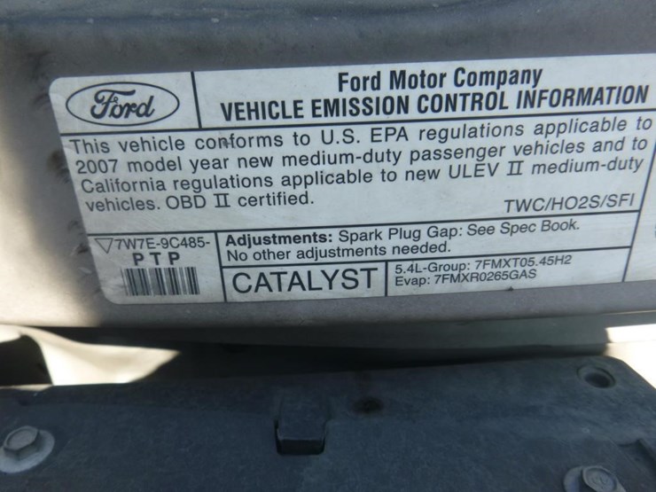 2007-ford-econoline-350-image-12