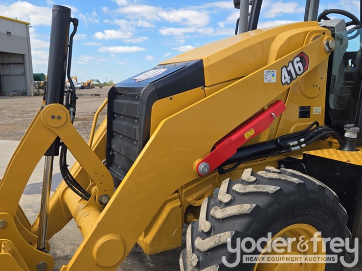 2023-caterpillar-416-image-19