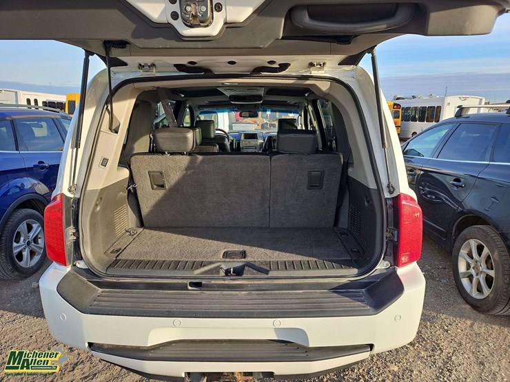 2007-infiniti-qx56-image-36