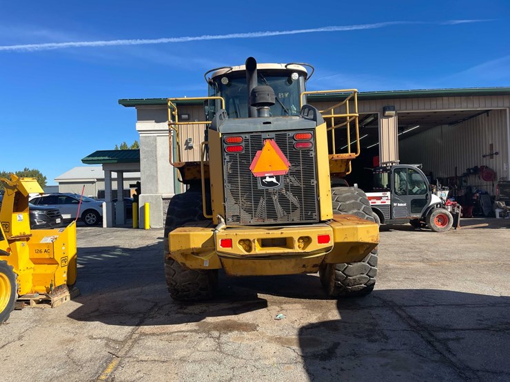 deere-724k-image-7