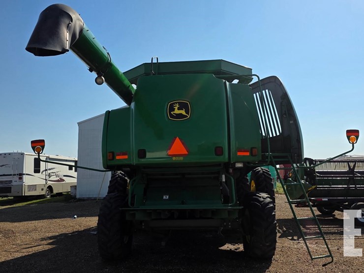 2001-john-deere-9750-sts-image-3