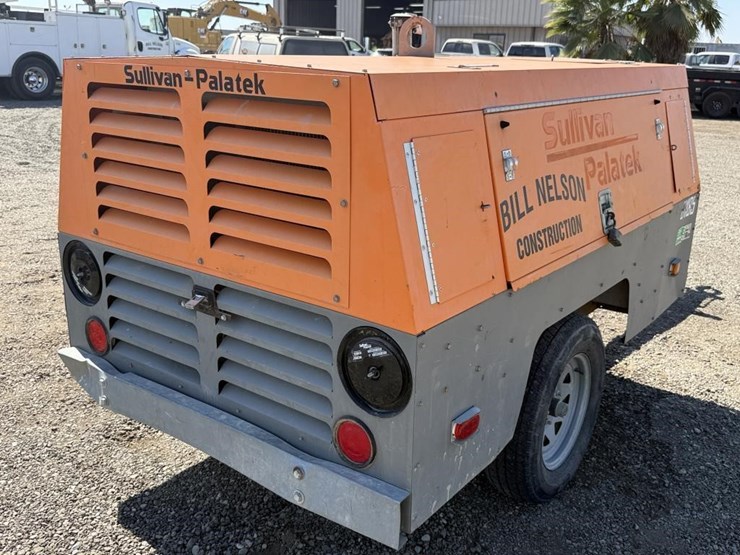 2020-sullivan-palatek-p185-towable-air-compressor-image-3