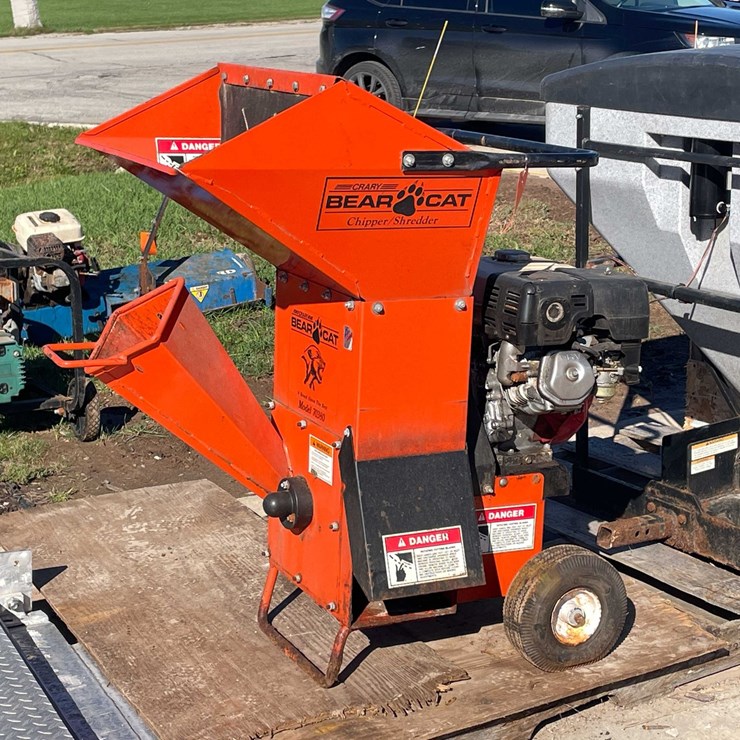 #1821 • Crary Bear Cat Compact Wood Chipper