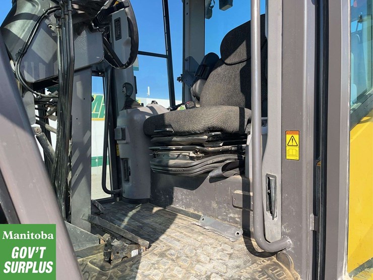 volvo-g946b-image-13