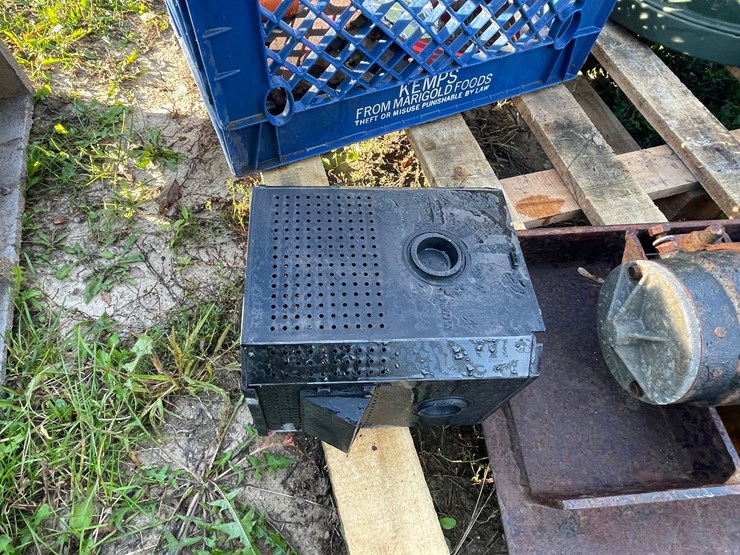 #3212-•-grass-packer,-agitator,-and-more-image-7