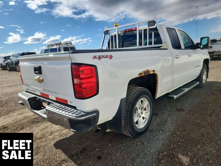 2015-chevrolet-silverado-1500-image-4