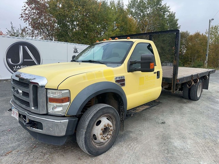 2009-ford-f550-xlt-image-1