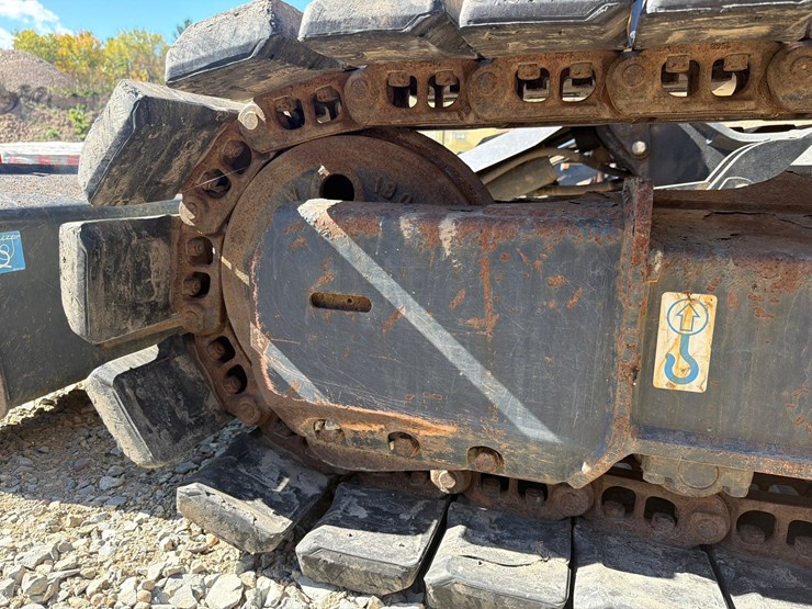 deere-85g-image-74