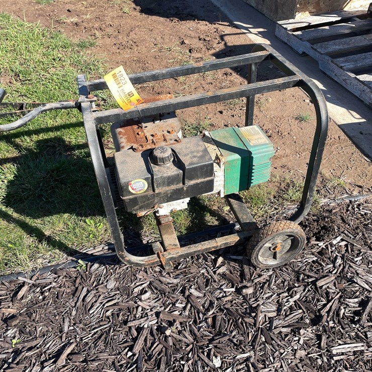 #1823 • Coleman Powermate Portable Generator