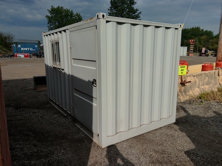 6'x10.5'x6.5'-shipping-container-image-4