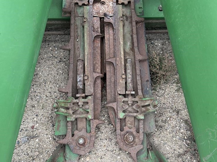 2005-john-deere-893-image-12