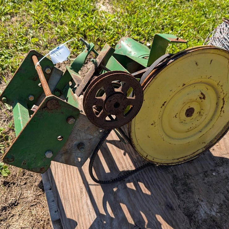 JOHN DEERE LA