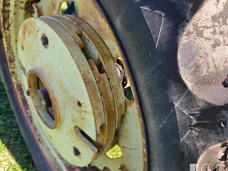 john-deere-60-image-21