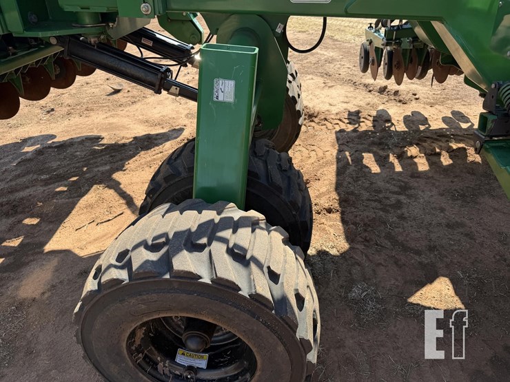 great-plains-3s4000hd-image-13