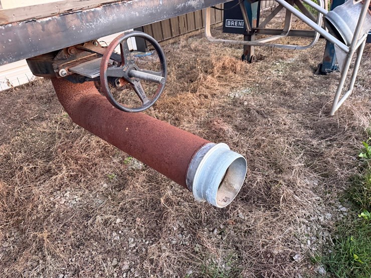 #1735-•-1984-certified-waste-tanker-image-16