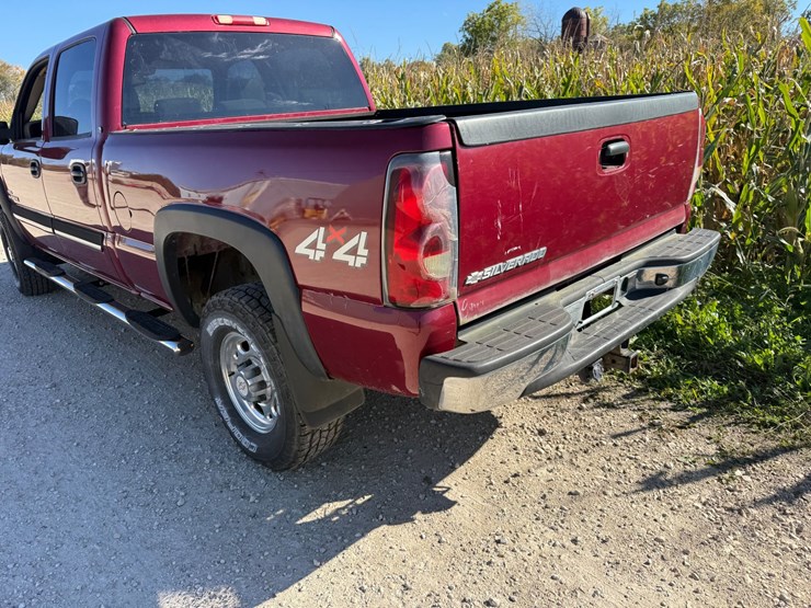 2006-chevrolet-2500hd-image-10