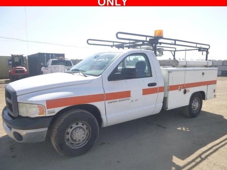 2005-dodge-ram-2500-image-1