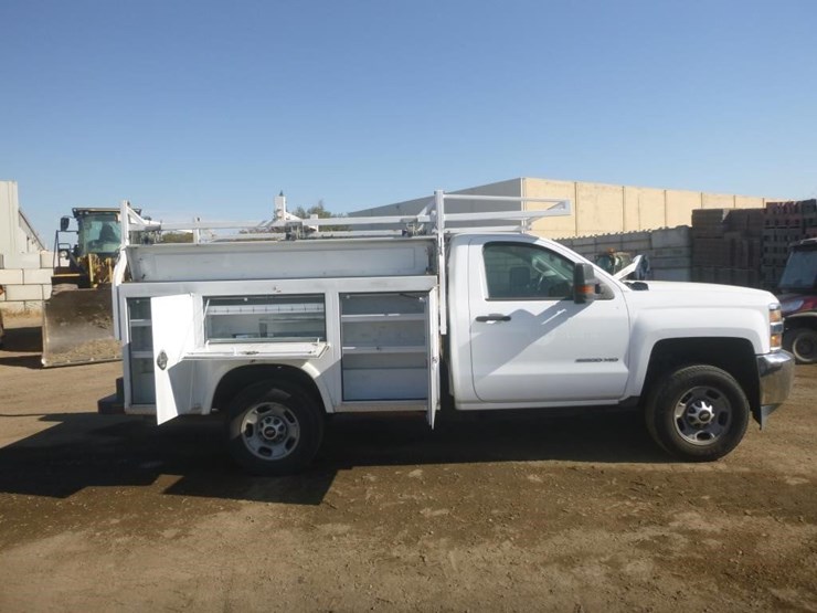 2015-chevrolet-2500-image-7