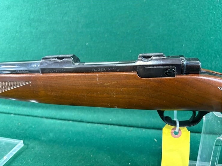 ruger-m77-25-06-rem-rifle-image-12