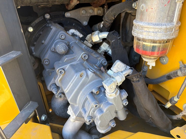deere-85g-image-59
