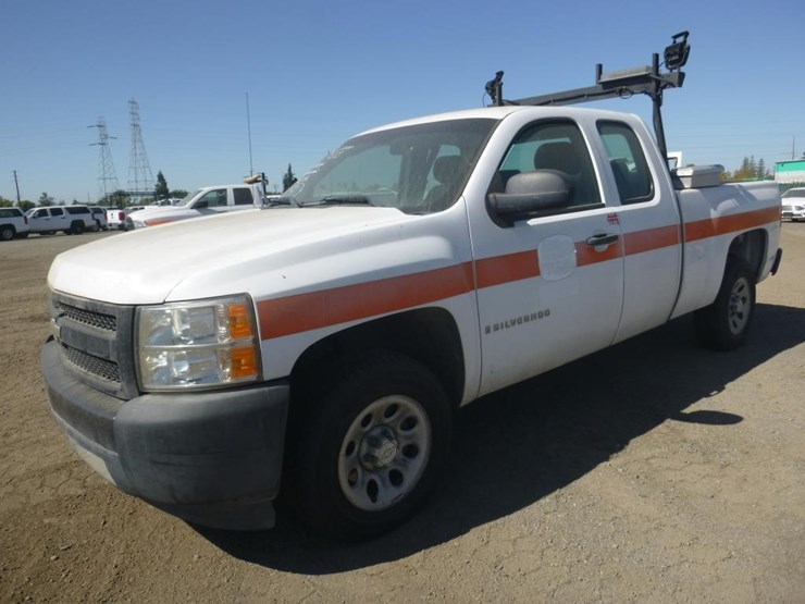 2008-chevrolet-1500-image-2
