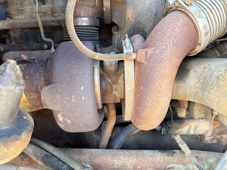 2005-kenworth-t800-image-19