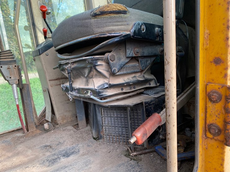 john-deere-770-image-38