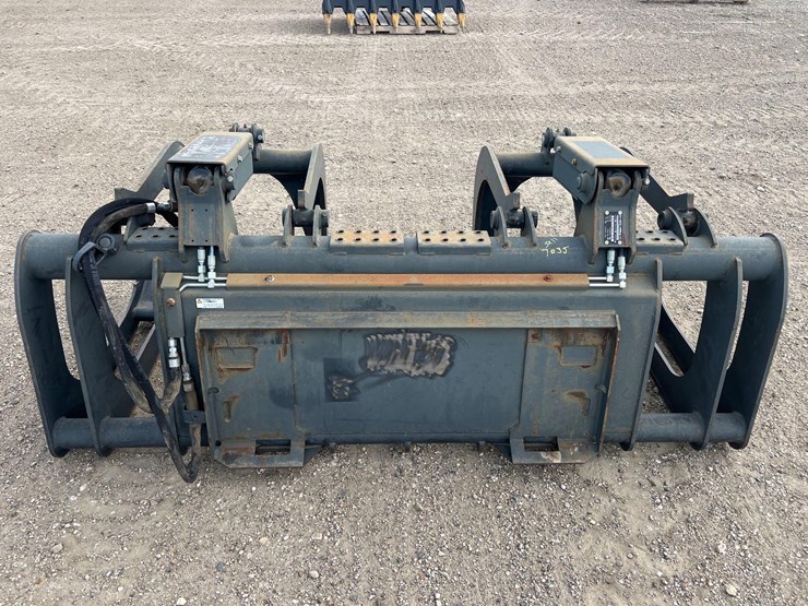 2020-bobcat-root-grapple-image-6