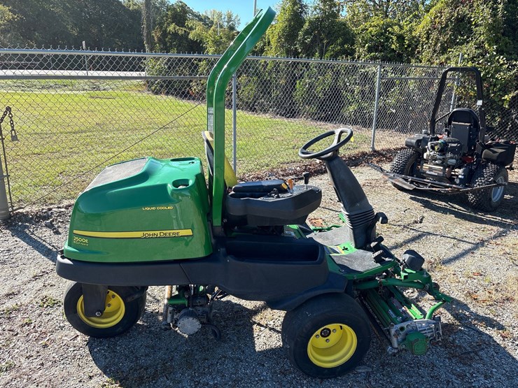 john-deere-2500e-image-6