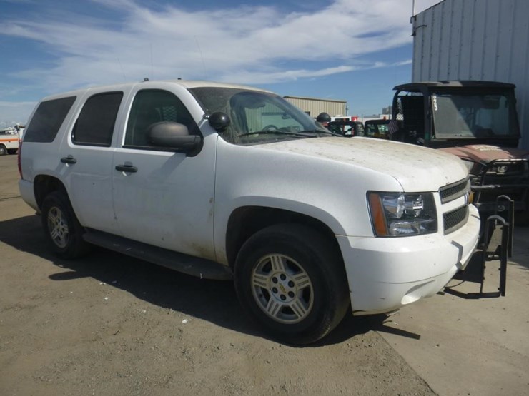 2008-chevrolet-tahoe-image-3