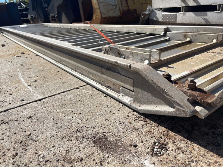 #1841-•-box-truck-ramp-image-8