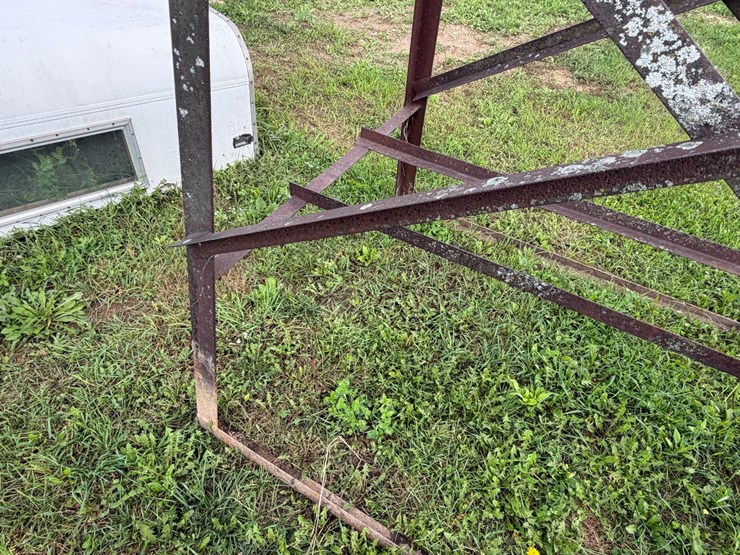 #4047-•-fuel-tank-stand-image-3