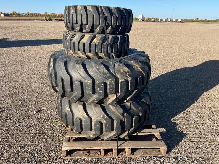 galaxy-tractor-tires-image-1