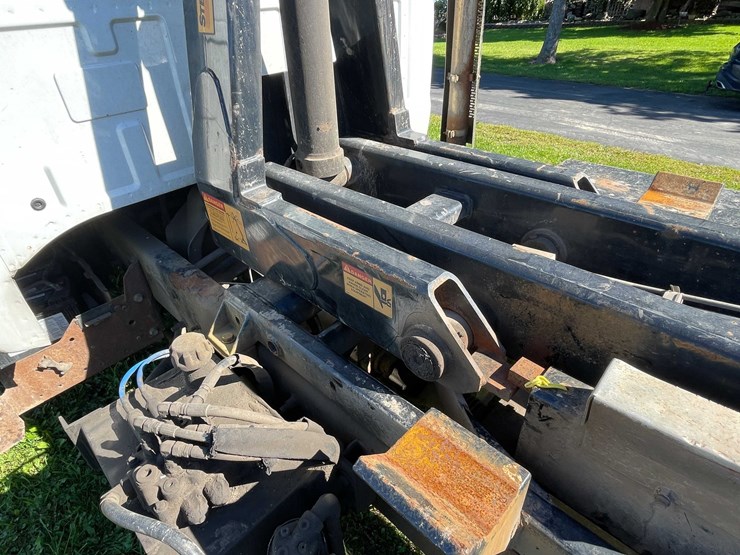 2008-ford-f750-image-21