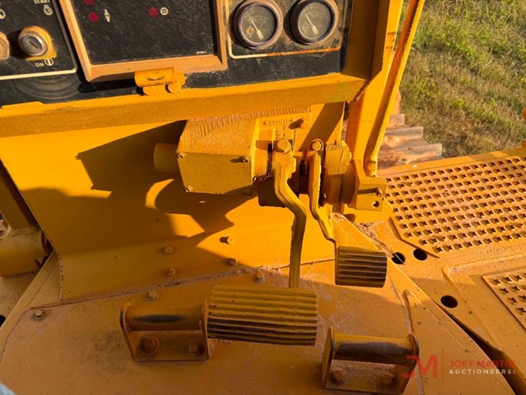 caterpillar-d6h-image-5