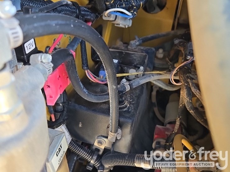 2017-caterpillar-279d-image-43