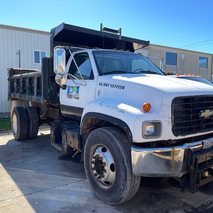 2002 CHEVROLET 6500