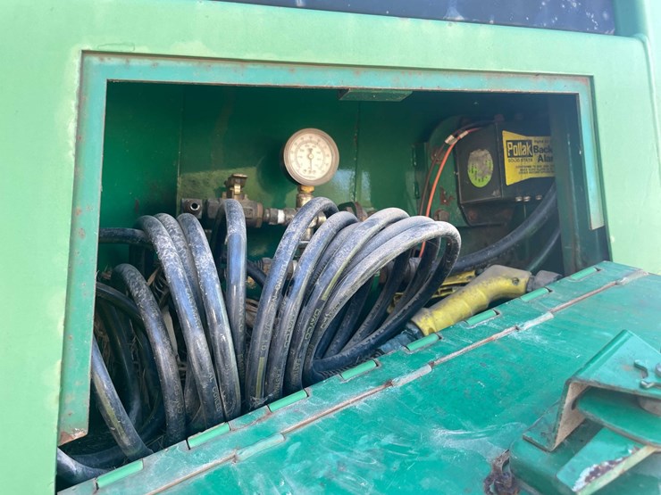 2000-john-deere-660-image-61