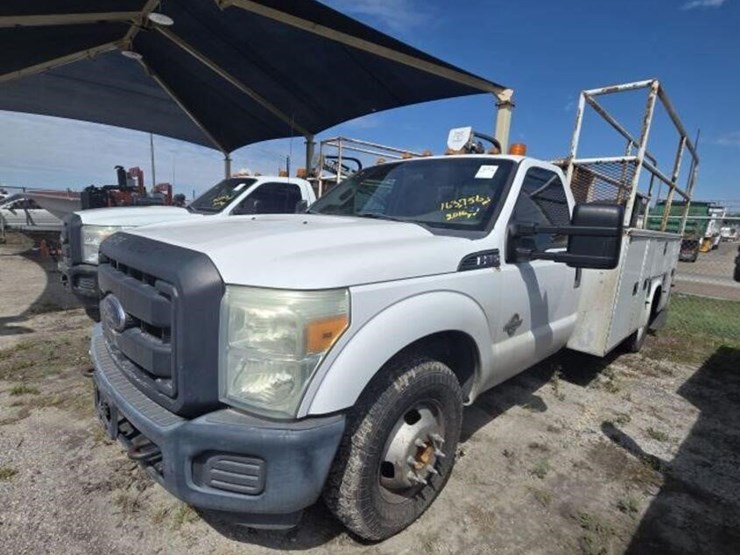 2016-ford-f350-image-1