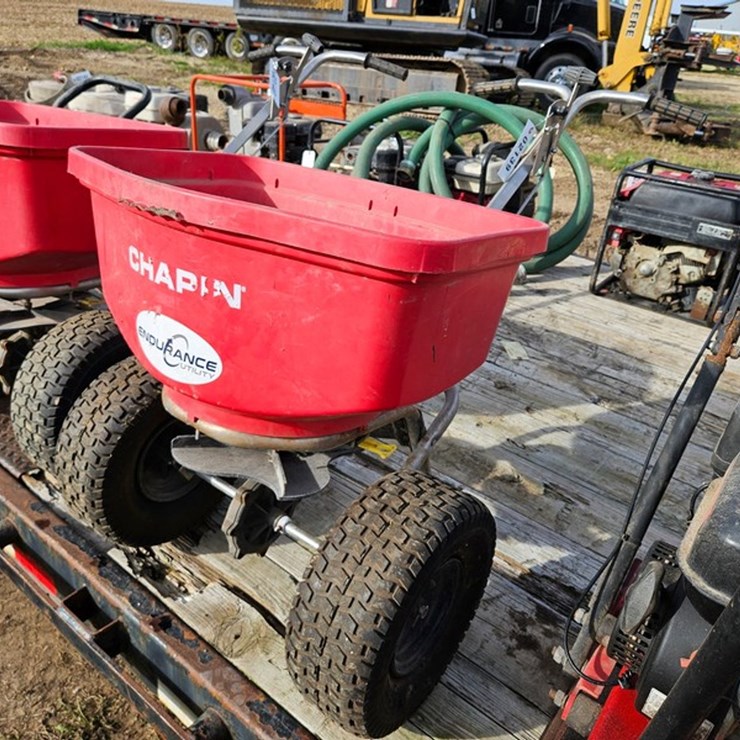 #2139 • Chapin Lawn Spreader