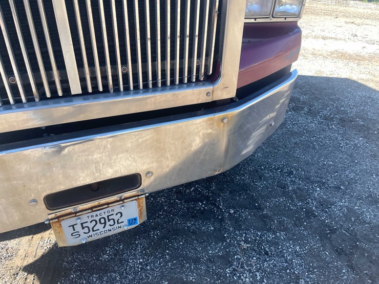#117-•-2011-western-star-semi-tractor-(has-wi-title)-(forestville,-wi)-image-60